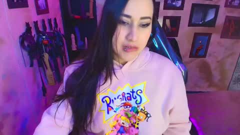 Snapshot of cherryy_bombshelll chatting on 02.14.26 cherry online show from 02.14.26