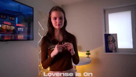 Snapshot of cheryburry chatting on 10.22.25 Leia online show from 10.22.25