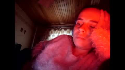 Snapshot of cherymoon89 chatting on 12.10.24 CherryMoon online show from 12.10.24