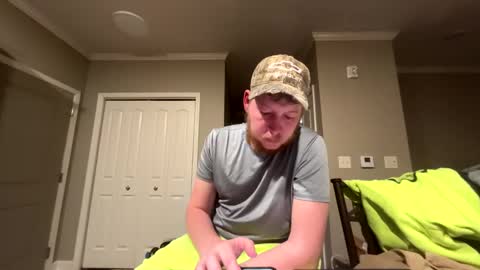 Snapshot of chevycamaro1978 chatting on 02.02.25 chevycamaro1978 online show from 02.02.25