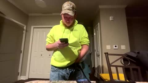 Snapshot of chevycamaro1978 chatting on 02.08.25 chevycamaro1978 online show from 02.08.25