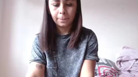 Snapshot of chiara_20 chatting on 06.21.26 Airam online show from 06.21.26
