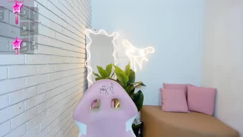 Chiara  online show from 02.14.25