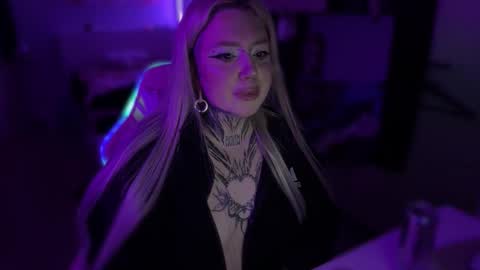 Chi online show from 04.22.26