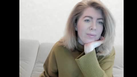 Snapshot of chicafortuna chatting on 03.05.25 NBFG online show from 03.05.25