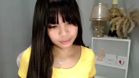 Snapshot of chictemptation_ chatting on 04.28.26 CRISTINE3. online show from 04.28.26