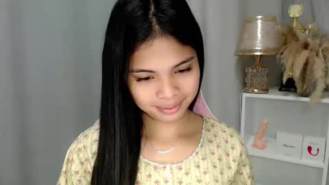 Snapshot of chictemptation_ chatting on 05.17.26 CRISTINE3. online show from 05.17.26