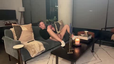 Snapshot of chiguy841 chatting on 03.01.25 ChiGuy841 online show from 03.01.25