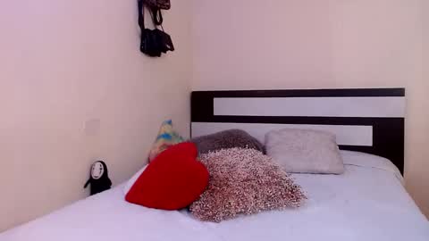 Snapshot of chikandela chatting on 02.21.25  Valentina  online show from 02.21.25