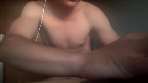 Snapshot of chill_fit_guy chatting on 06.03.26 chill_fit_guy online show from 06.03.26