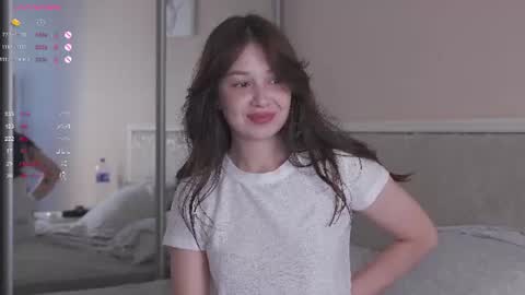 Nicole online show from 07.10.26