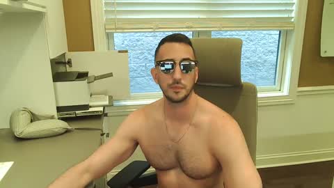 Snapshot of chitownjox chatting on 09.24.25 chitownjox online show from 09.24.25