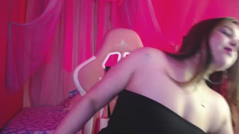 chloe online show from 12.04.25