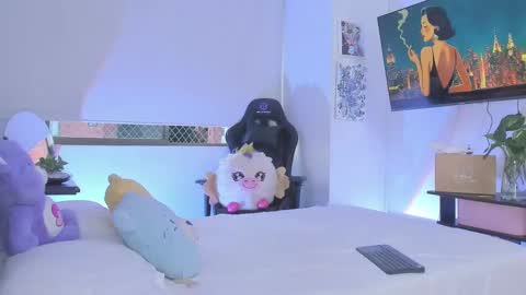 CHLOE online show from 03.12.26