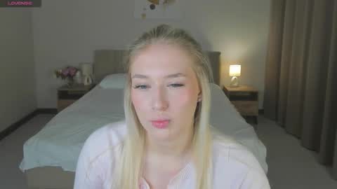 Chloe online show from 01.12.26