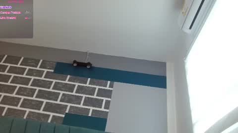 Snapshot of chloe_brownn1 chatting on 07.04.26 Abby 19 years online show from 07.04.26