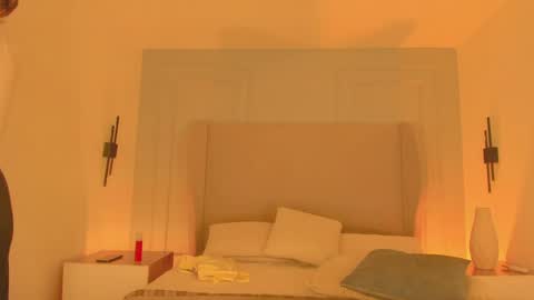 Chloe online show from 04.13.26