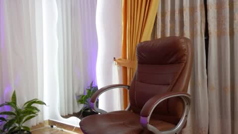 Chloe online show from 03.03.26