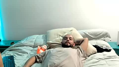 Snapshot of chloe_johnson_1 chatting on 12.08.24 sammy online show from 12.08.24