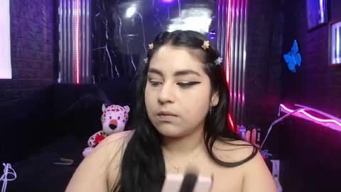 chloe_smith5 online show from 04.17.26