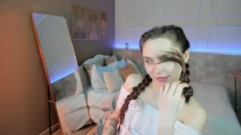 Chloe online show from 05.16.26