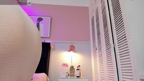   online show from 10.25.25