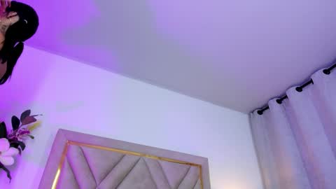 chloe_wilson7 online show from 10.21.25