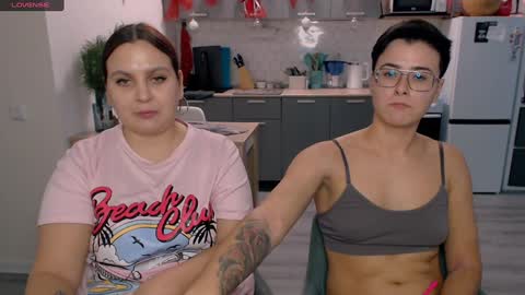 Eva and Sandra online show from 12.20.24