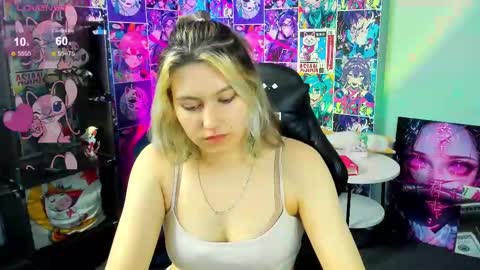Snapshot of chloebloss0m chatting on 02.21.25 Boni online show from 02.21.25