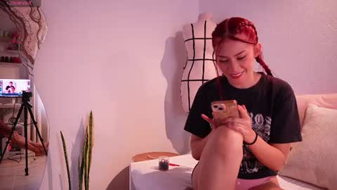 Snapshot of chloebritto chatting on 06.28.26 cloe online show from 06.28.26