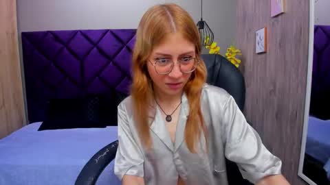 chloecampbell03 online show from 10.03.25