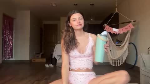 chloecookk online show from 03.04.26