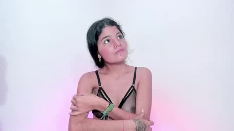 Snapshot of chloee_sex_69 chatting on 12.16.25 My name is Nikole online show from 12.16.25