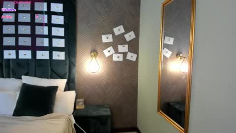 chloee white online show from 03.01.26