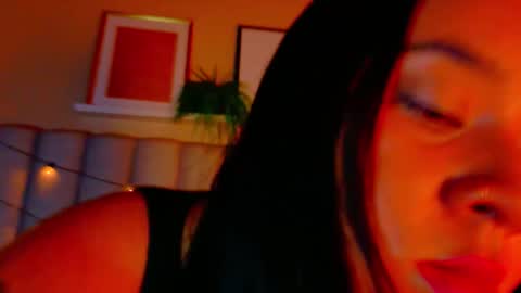 C H L O E  online show from 02.21.26