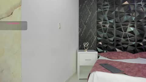 chloegils online show from 12.02.25