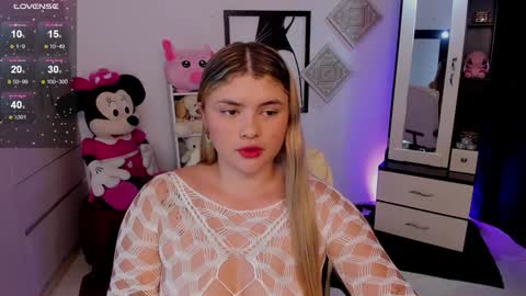Chloee online show from 01.07.25
