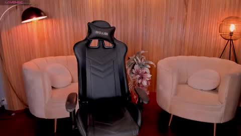 Chloe  OF chloemanson online show from 03.03.25