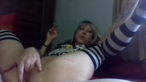 Snapshot of chloeseroticadventures chatting on 01.25.25 chloeseroticadventures online show from 01.25.25