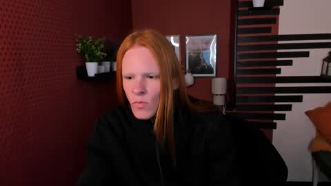 Chloe online show from 10.20.25