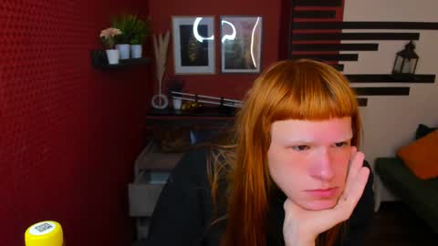 Snapshot of chloevalentinee chatting on 01.06.26 Chloe online show from 01.06.26