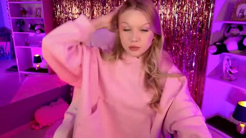 ChloeWight online show from 03.26.26