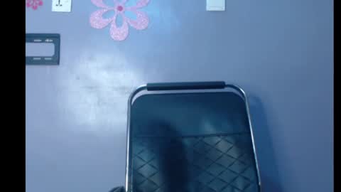 Snapshot of choco_chocox chatting on 01.30.25 ESTHER online show from 01.30.25