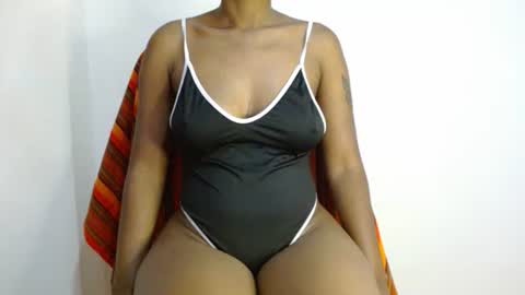 Snapshot of choco_sweee chatting on 03.12.25 Maddie online show from 03.12.25