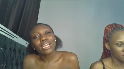 chocobear22 online show from 11.30.25