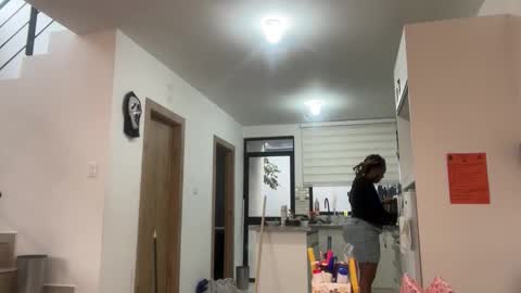 ChocolateCakeQueen online show from 10.30.25