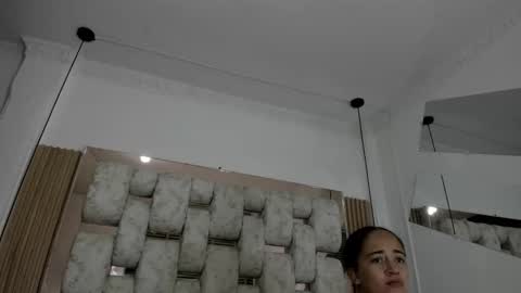 Snapshot of choeandbritany chatting on 02.19.25 ChoeANDbritany online show from 02.19.25