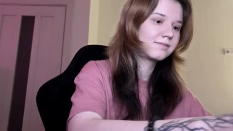 Snapshot of choimia chatting on 12.05.25 Lissa online show from 12.05.25