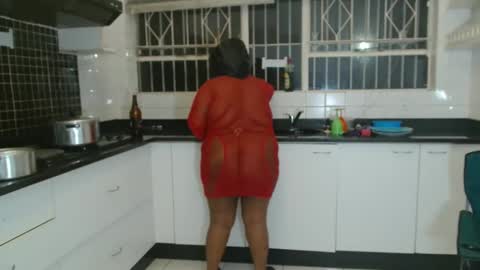 Snapshot of choklitberry chatting on 11.26.25 choklitberry online show from 11.26.25