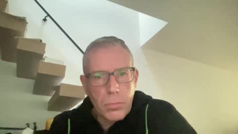 choupipat1 online show from 12.18.25